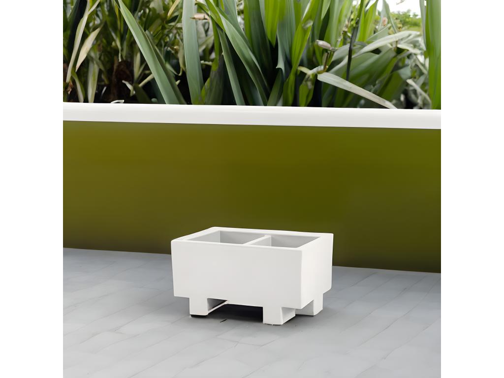 Never Used Kokonut Design Multi-Purpose Garden Planter MOUE21965