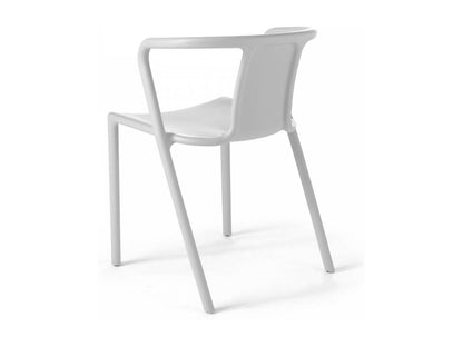 Set of 4 white plastic chairs
