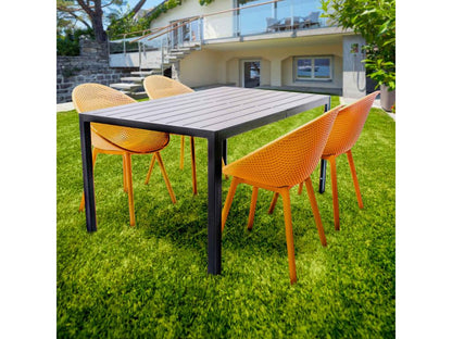 Meublori garden set with table and 4 Meublori chairs